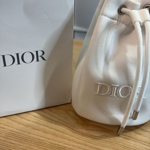 Christian Dior white mini bucket bag New in Box $510 - Picture 9 of 9